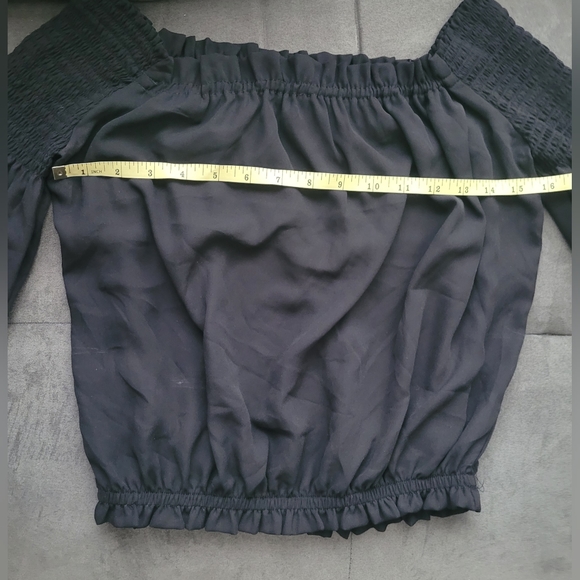 Revamped Off Shoulder Ruffled Cropped Bell Sleeve Blouse Size Med - Picture 8 of 10